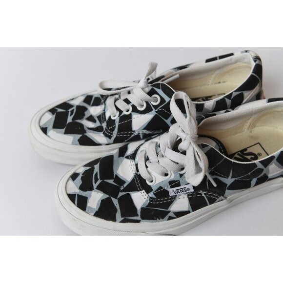 Vans Canvas Sneakers Low Top Casual Shoes Women's Size 6 Off the Wall - Picture 5 of 13